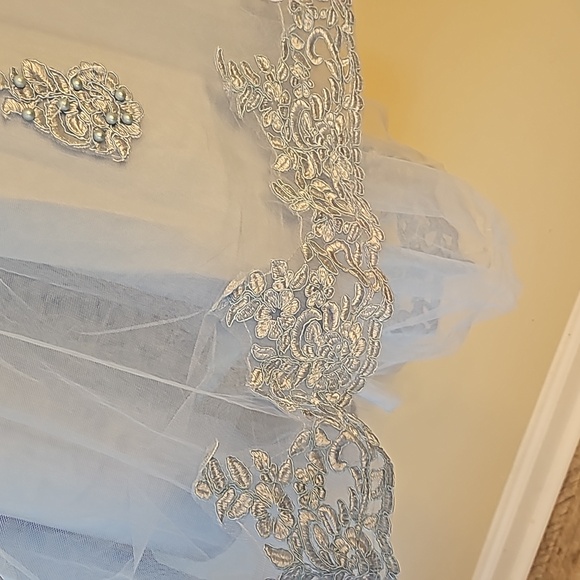 Flower Girl Dress - Picture 5 of 8